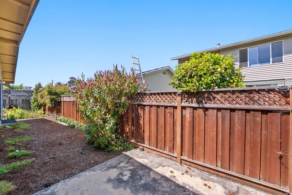 Detail Gallery Image 25 of 38 For 208 Valencia Ave, Aptos,  CA 95003 - 3 Beds | 2 Baths