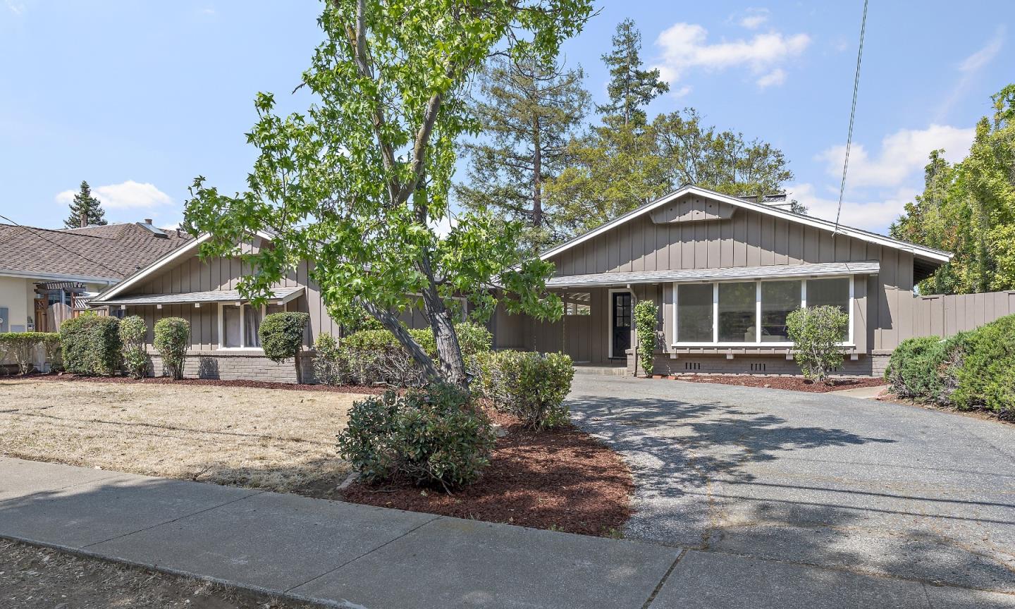 Detail Gallery Image 2 of 31 For 674 Campbell Ave, Los Altos,  CA 94024 - 4 Beds | 2 Baths