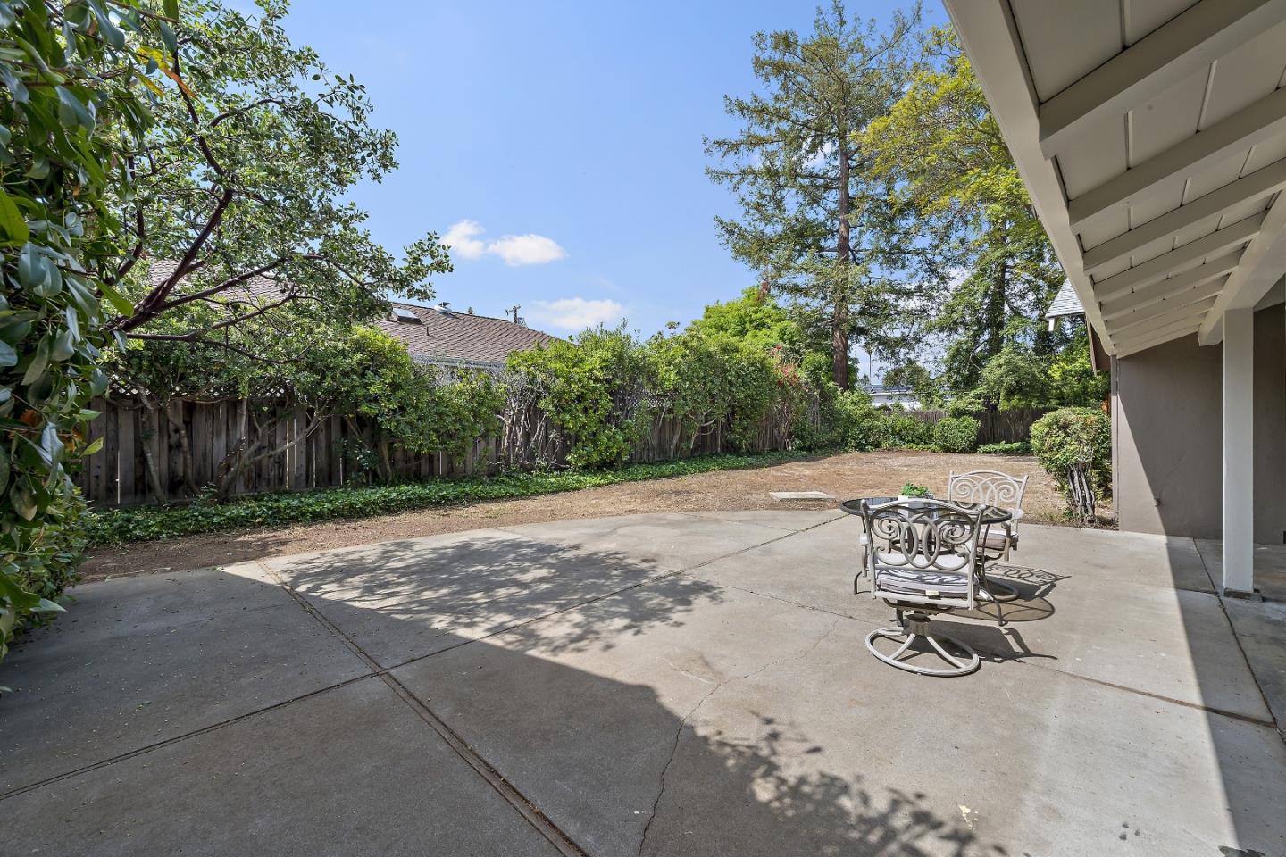 Detail Gallery Image 26 of 31 For 674 Campbell Ave, Los Altos,  CA 94024 - 4 Beds | 2 Baths