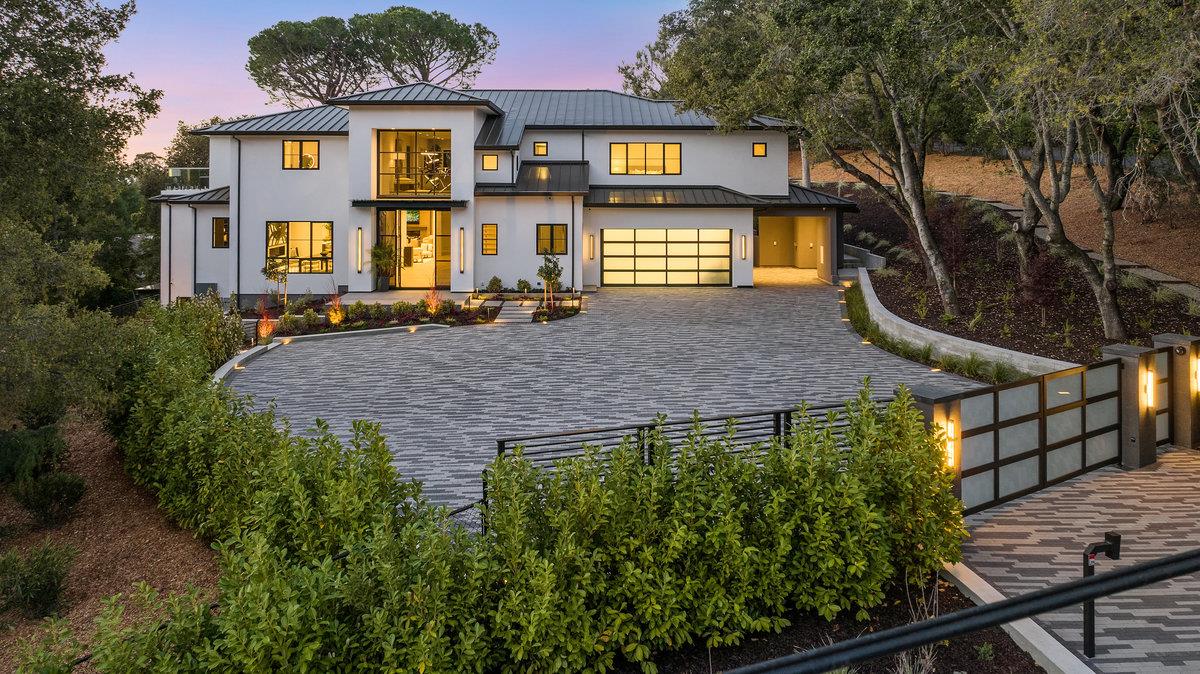 Detail Gallery Image 13 of 37 For 89 Tallwood Ct, Atherton,  CA 94027 - 6 Beds | 7/1 Baths