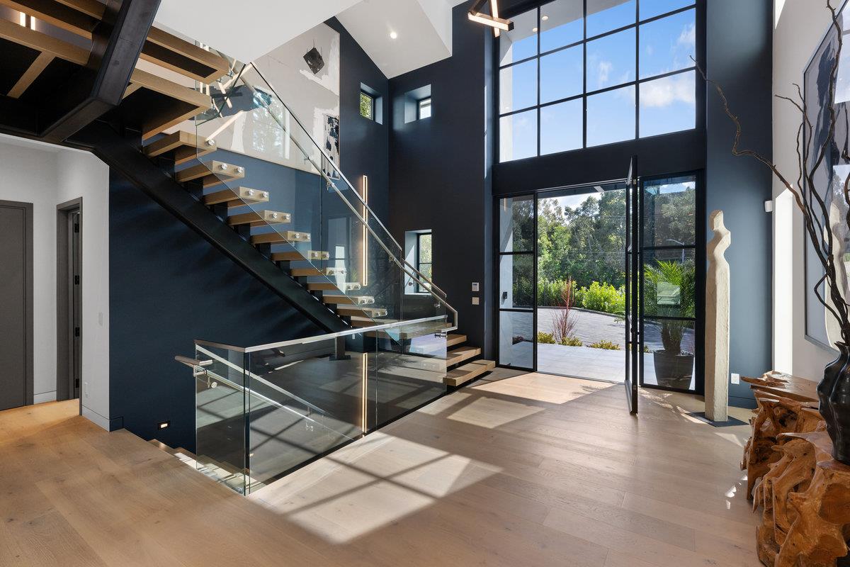 Detail Gallery Image 30 of 37 For 89 Tallwood Ct, Atherton,  CA 94027 - 6 Beds | 7/1 Baths