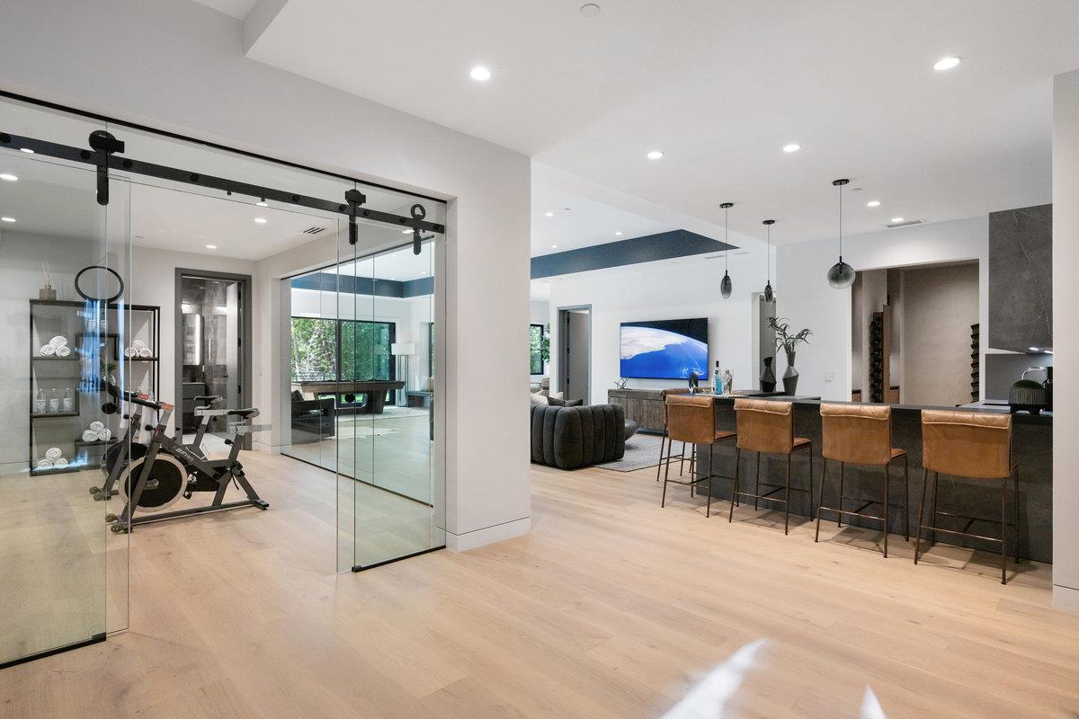 Detail Gallery Image 32 of 37 For 89 Tallwood Ct, Atherton,  CA 94027 - 6 Beds | 7/1 Baths