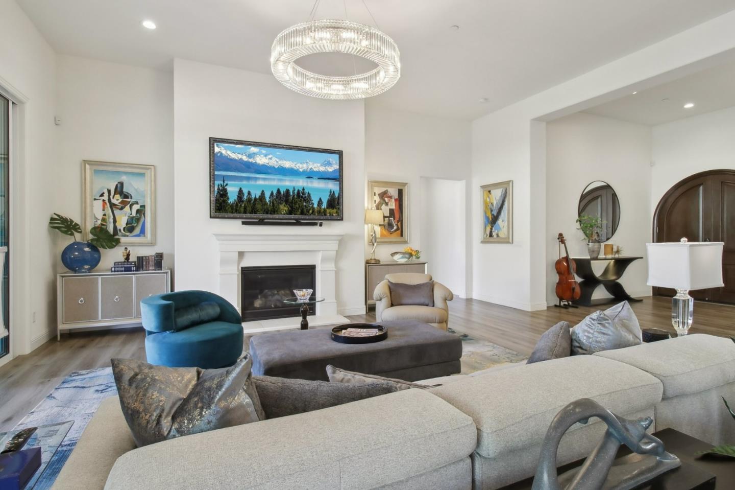 Detail Gallery Image 11 of 105 For 2170 via Orista, Morgan Hill,  CA 95037 - 4 Beds | 4/1 Baths