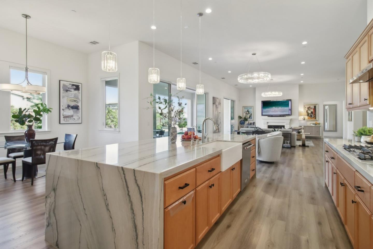 Detail Gallery Image 27 of 105 For 2170 via Orista, Morgan Hill,  CA 95037 - 4 Beds | 4/1 Baths