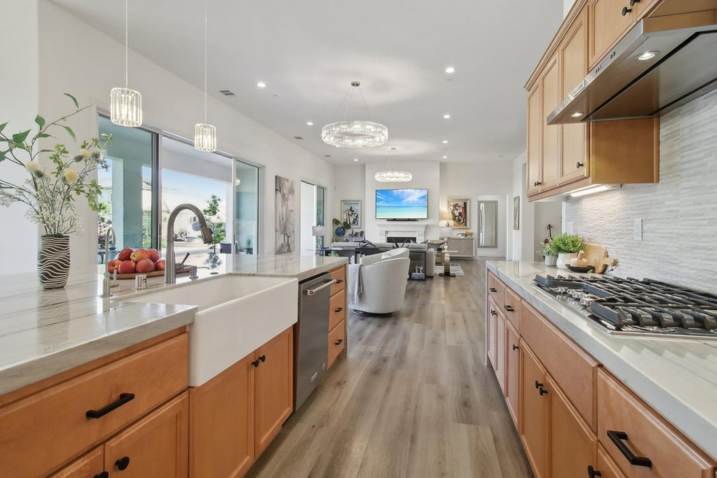 Detail Gallery Image 28 of 105 For 2170 via Orista, Morgan Hill,  CA 95037 - 4 Beds | 4/1 Baths