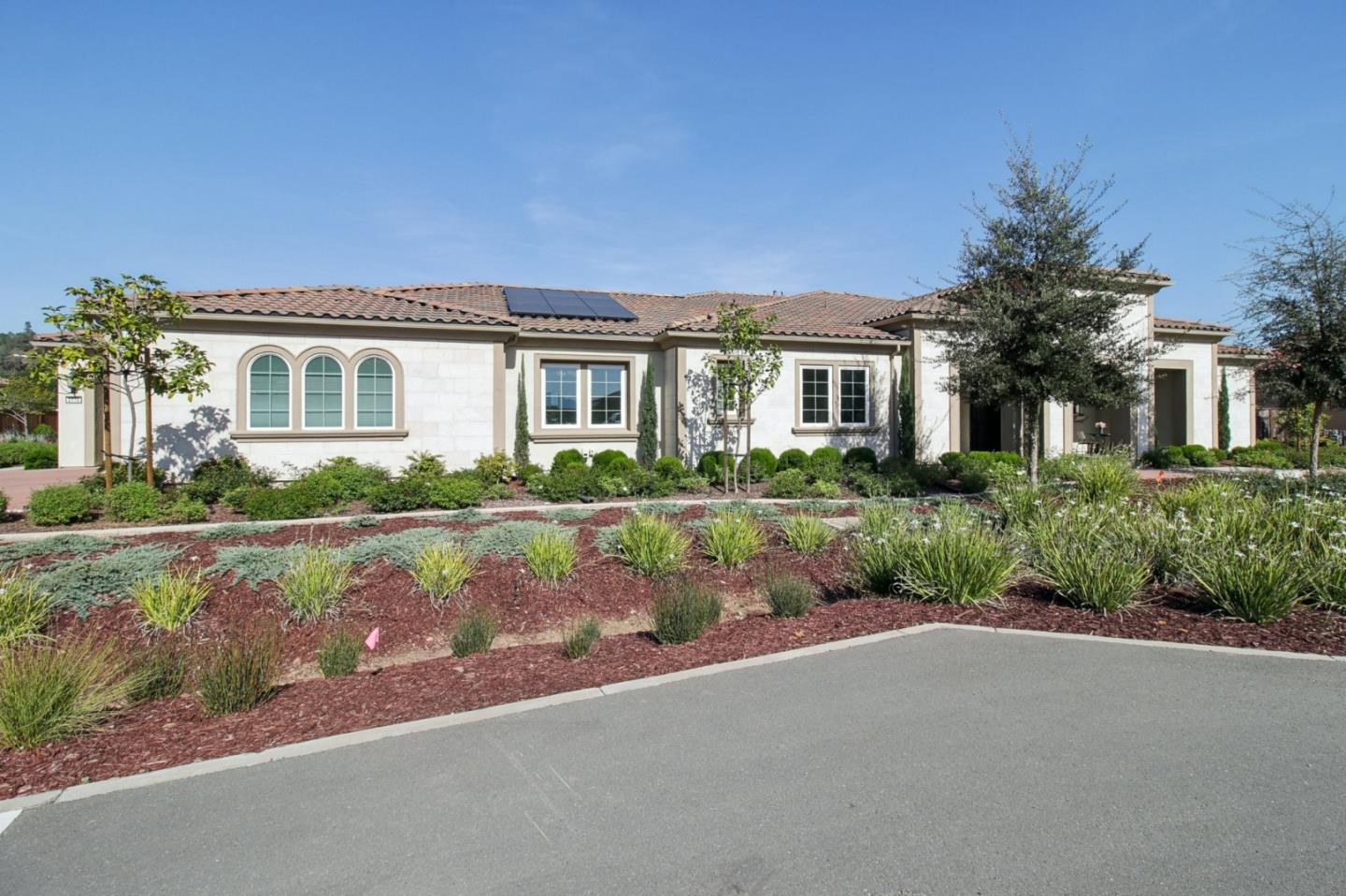 Detail Gallery Image 75 of 105 For 2170 via Orista, Morgan Hill,  CA 95037 - 4 Beds | 4/1 Baths