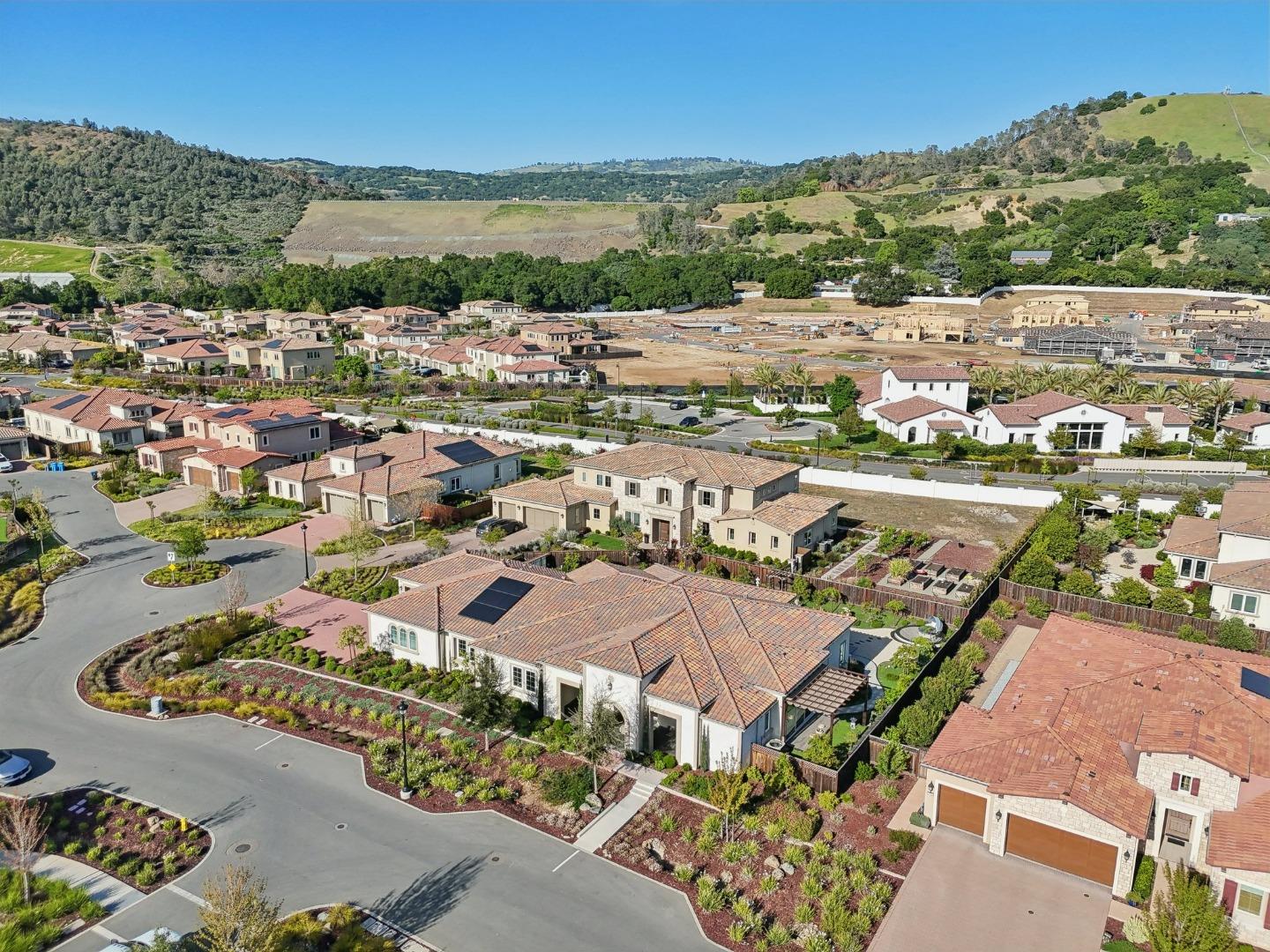 Detail Gallery Image 91 of 105 For 2170 via Orista, Morgan Hill,  CA 95037 - 4 Beds | 4/1 Baths