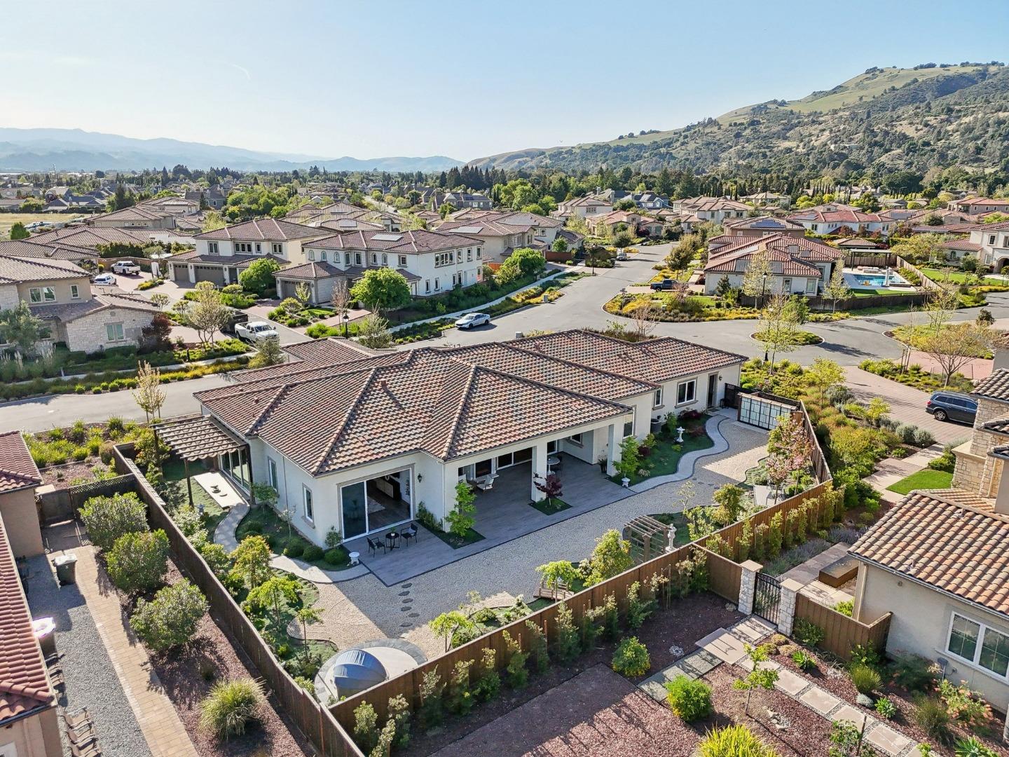 Detail Gallery Image 95 of 105 For 2170 via Orista, Morgan Hill,  CA 95037 - 4 Beds | 4/1 Baths