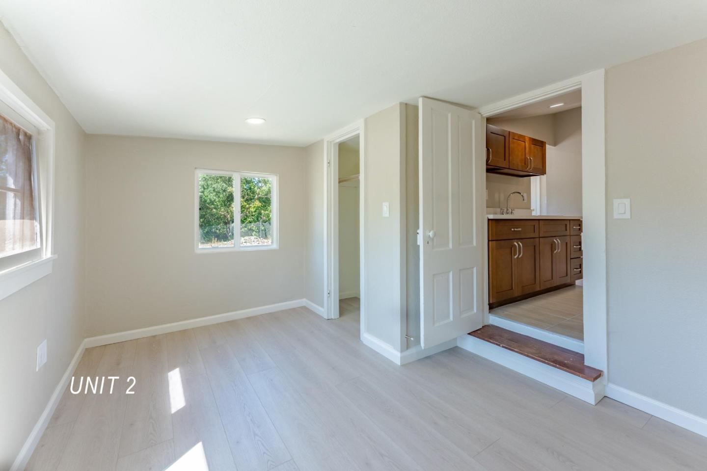 Detail Gallery Image 13 of 34 For 850 Calhoun St, San Jose,  CA 95116 - 3 Beds | 2 Baths