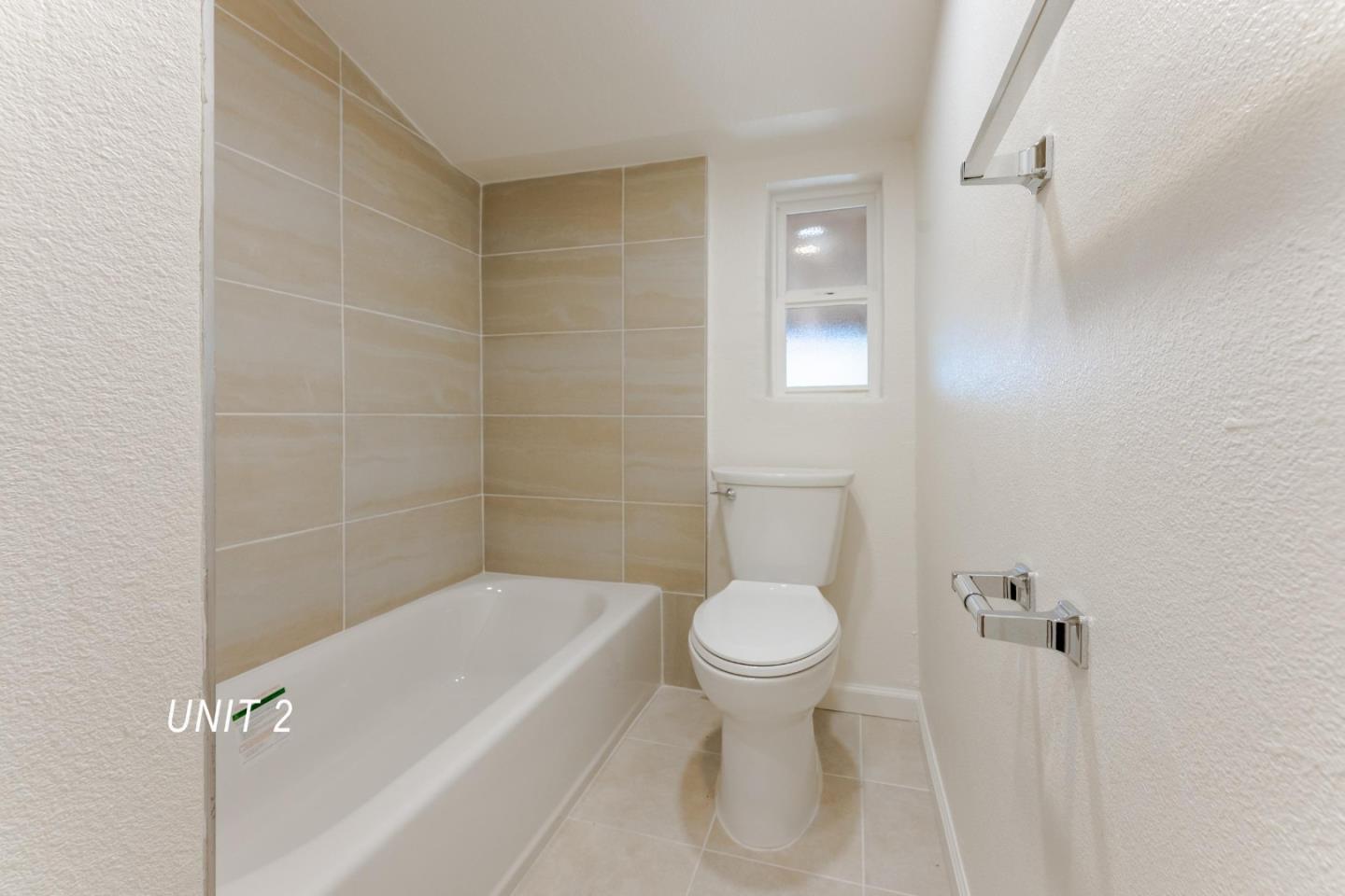 Detail Gallery Image 14 of 34 For 850 Calhoun St, San Jose,  CA 95116 - 3 Beds | 2 Baths
