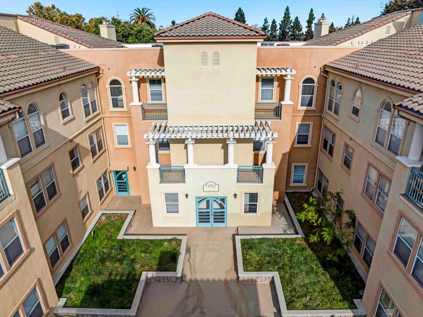 Detail Gallery Image 1 of 19 For 952 S 11th St #134,  San Jose,  CA 95112 - 1 Beds | 1 Baths