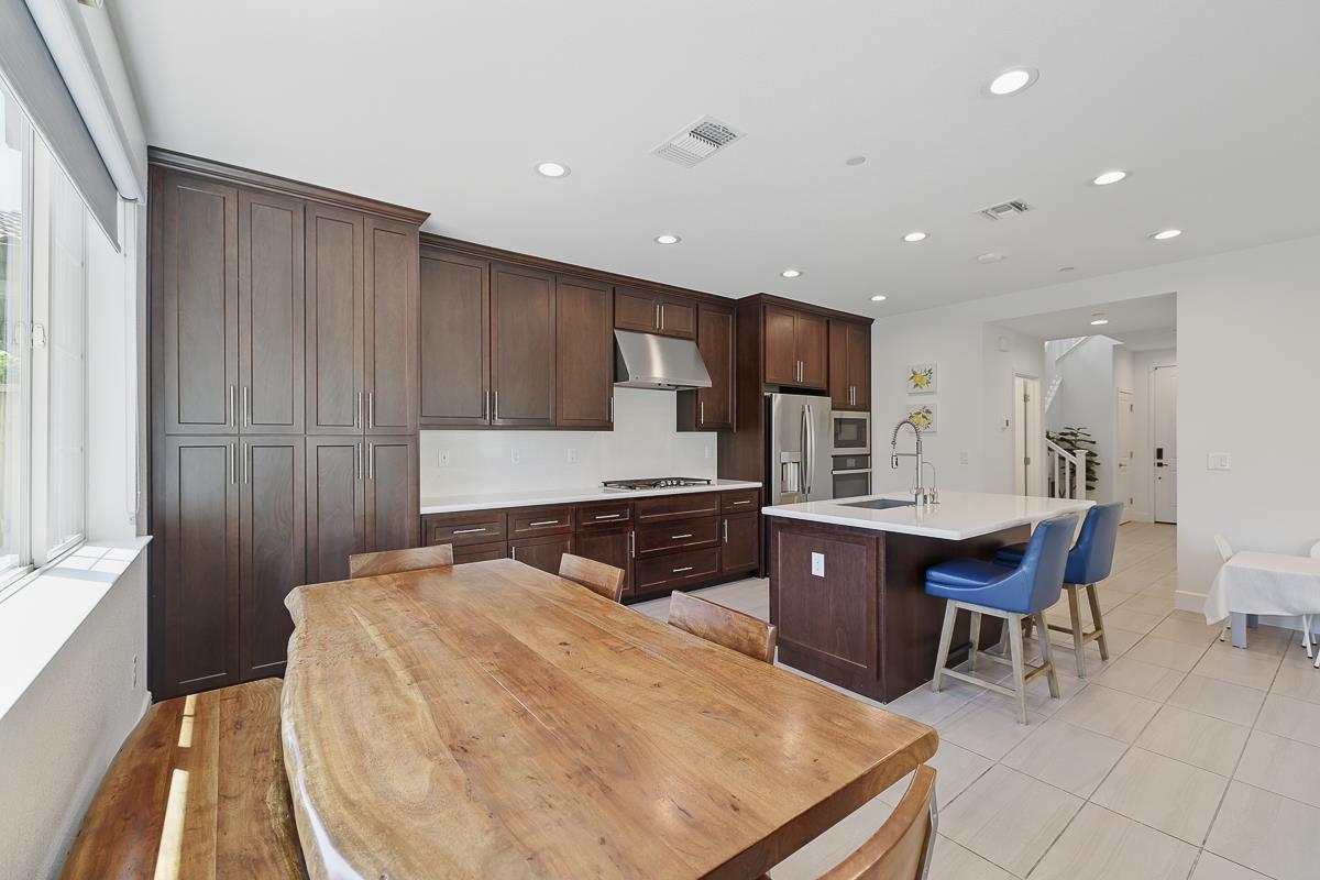 Detail Gallery Image 18 of 66 For 410 E Redberry Pl, Mountain House,  CA 95391 - 3 Beds | 2/1 Baths