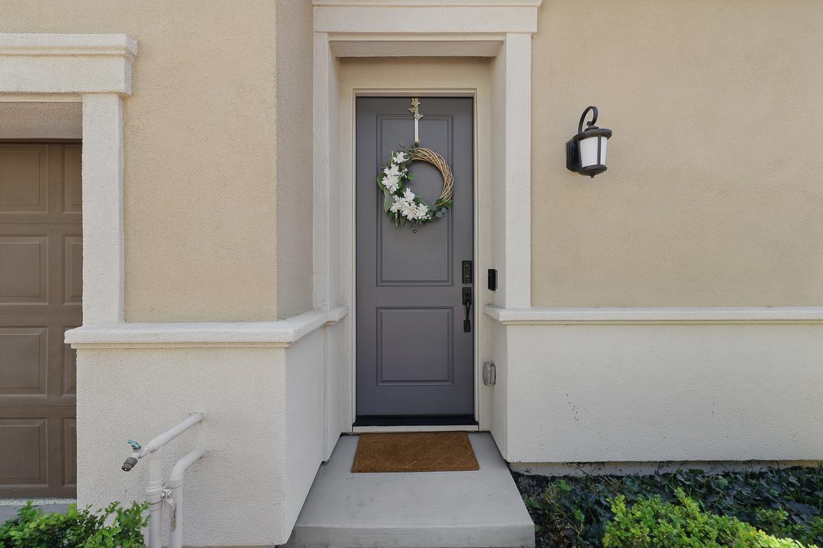 Detail Gallery Image 3 of 66 For 410 E Redberry Pl, Mountain House,  CA 95391 - 3 Beds | 2/1 Baths