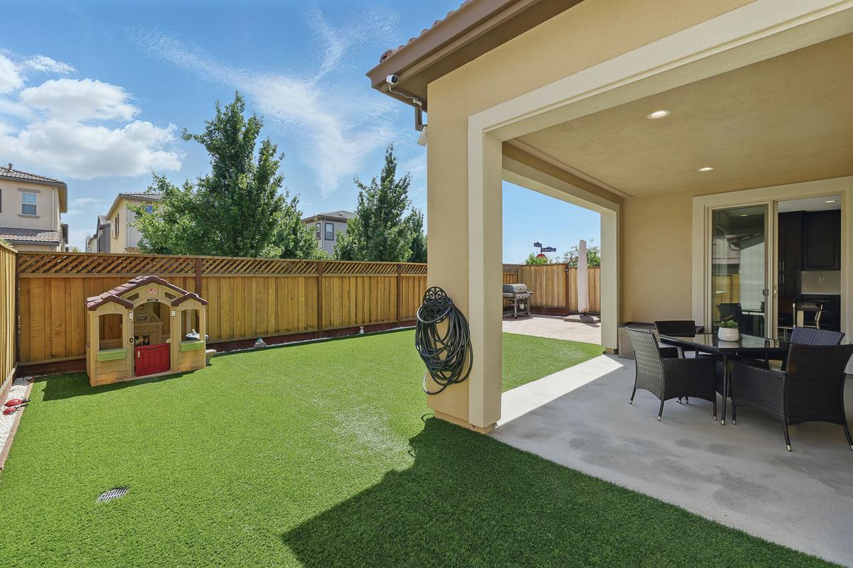 Detail Gallery Image 47 of 66 For 410 E Redberry Pl, Mountain House,  CA 95391 - 3 Beds | 2/1 Baths