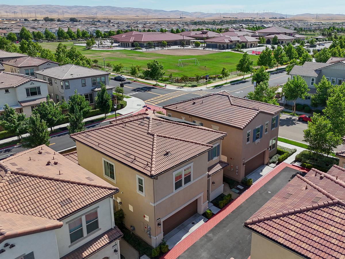 Detail Gallery Image 55 of 66 For 410 E Redberry Pl, Mountain House,  CA 95391 - 3 Beds | 2/1 Baths