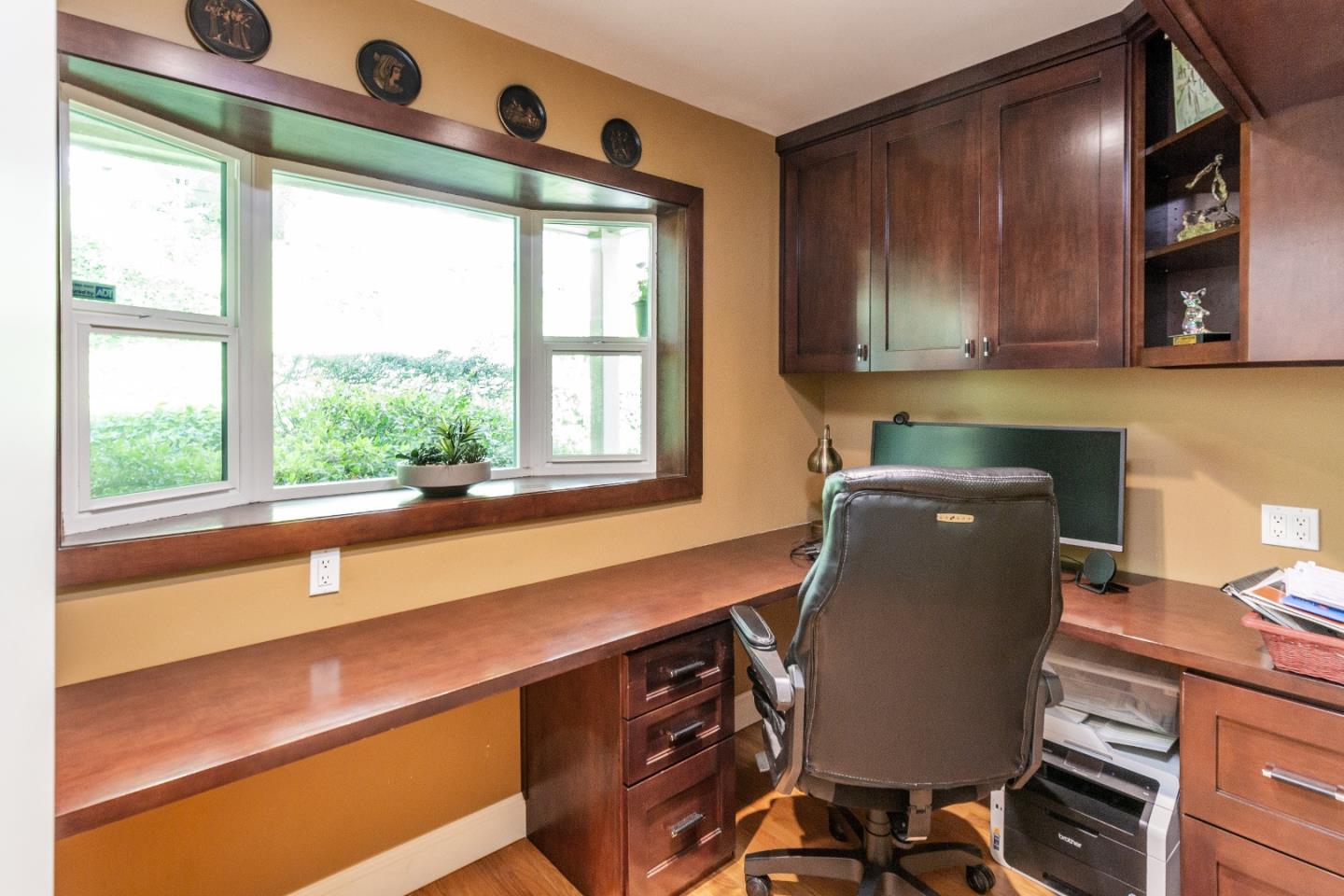 Detail Gallery Image 10 of 12 For 14654 Placida Ct, Saratoga,  CA 95070 - 3 Beds | 2/1 Baths