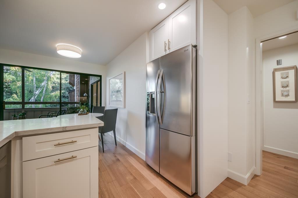 Detail Gallery Image 17 of 47 For 1202 Sharon Park Dr, Menlo Park,  CA 94025 - 2 Beds | 2 Baths