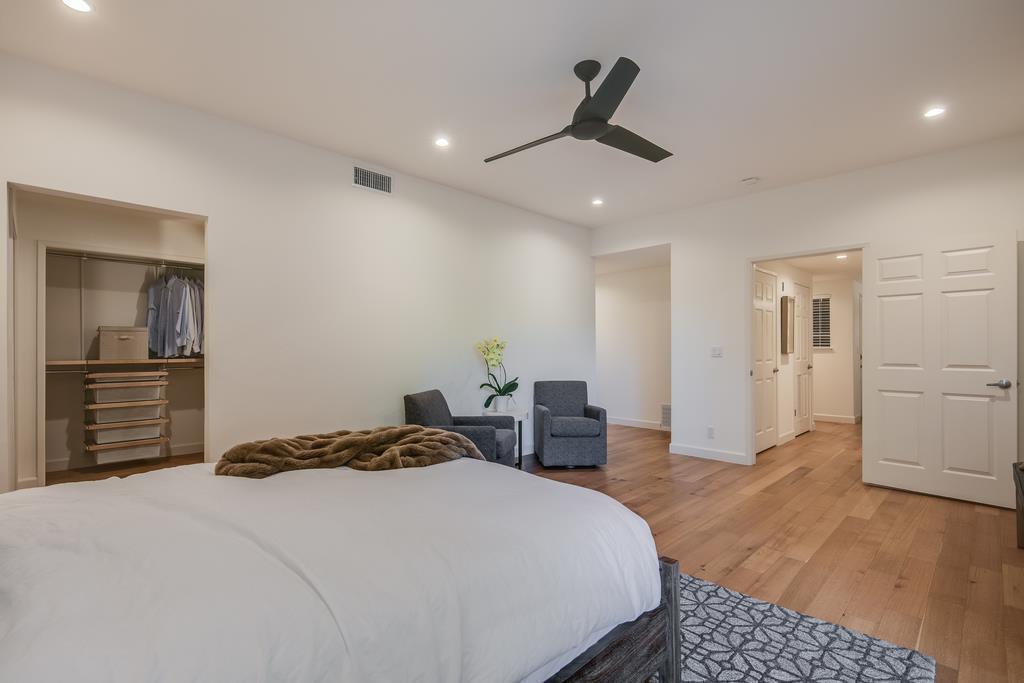 Detail Gallery Image 26 of 47 For 1202 Sharon Park Dr, Menlo Park,  CA 94025 - 2 Beds | 2 Baths