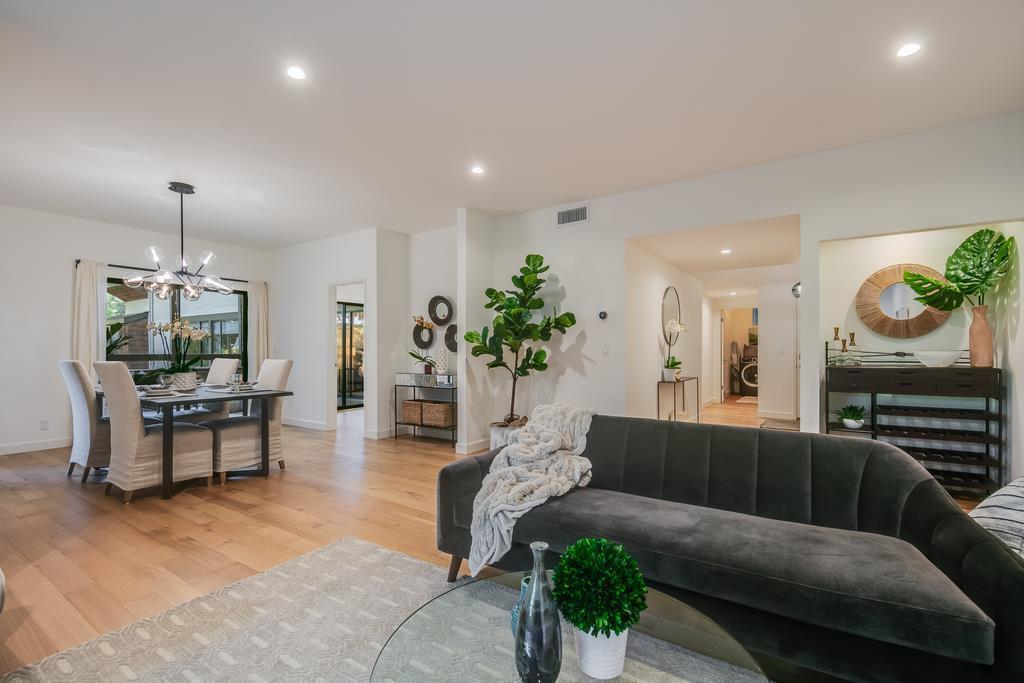 Detail Gallery Image 9 of 47 For 1202 Sharon Park Dr, Menlo Park,  CA 94025 - 2 Beds | 2 Baths
