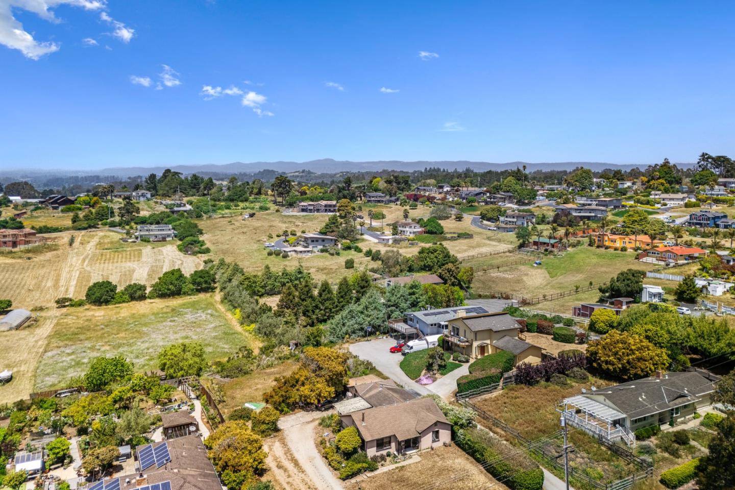 Detail Gallery Image 30 of 37 For 118 Zils Rd, La Selva Beach,  CA 95076 - 3 Beds | 2 Baths