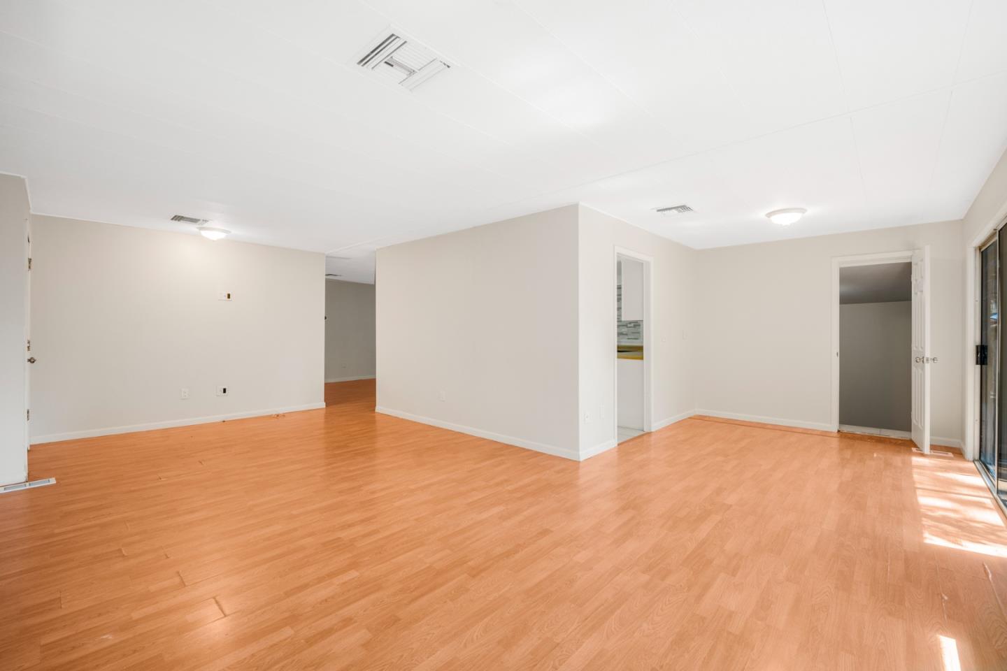 Detail Gallery Image 11 of 31 For 3637 Snell Ave #70,  San Jose,  CA 95136 - 4 Beds | 2 Baths