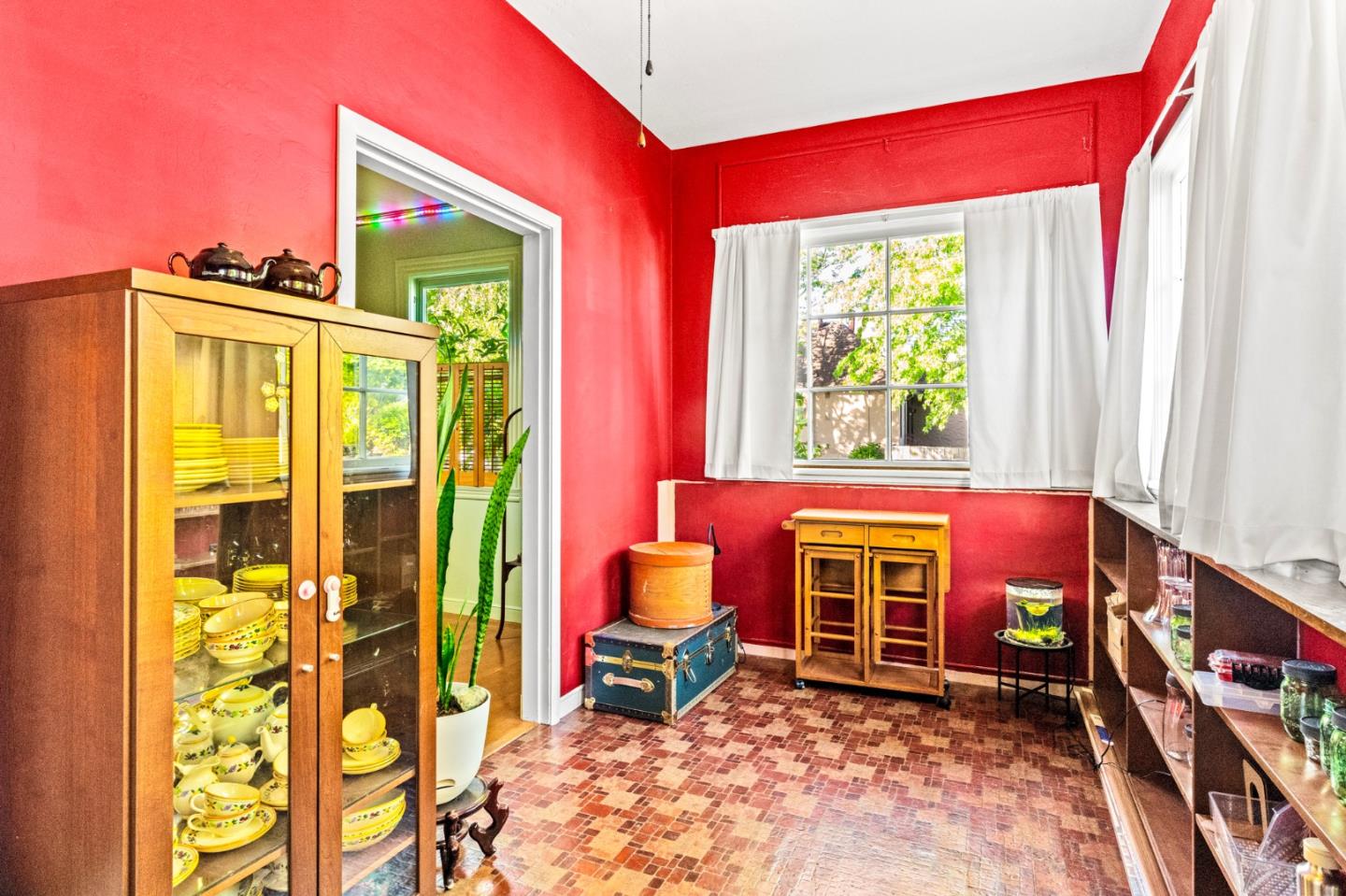 Detail Gallery Image 23 of 54 For 344 Barneson Ave, San Mateo,  CA 94402 - 4 Beds | 2 Baths