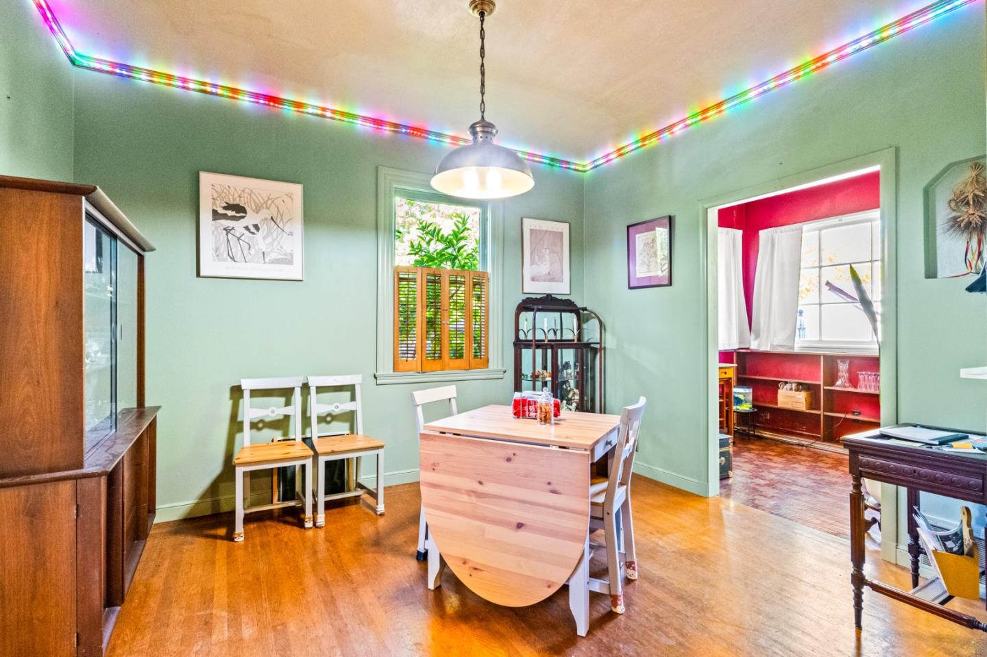 Detail Gallery Image 5 of 54 For 344 Barneson Ave, San Mateo,  CA 94402 - 4 Beds | 2 Baths