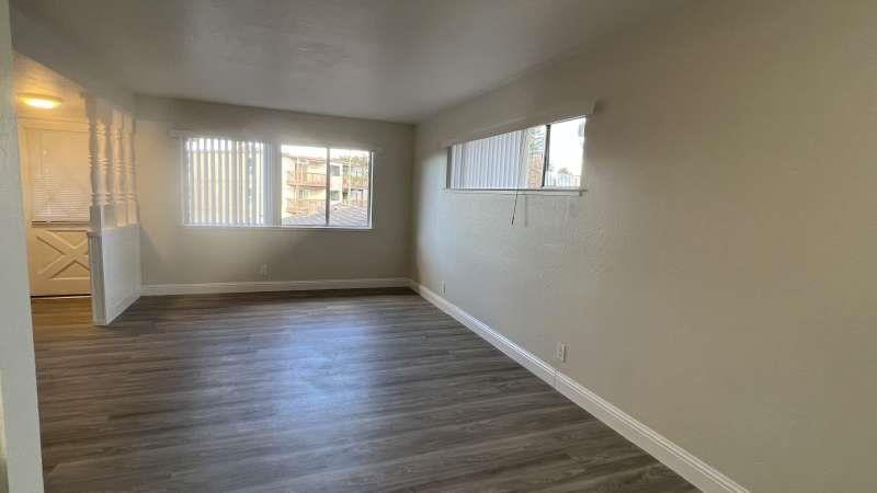 Detail Gallery Image 5 of 16 For 1281 Saratoga Ave #3,  San Jose,  CA 95129 - 2 Beds | 1/1 Baths