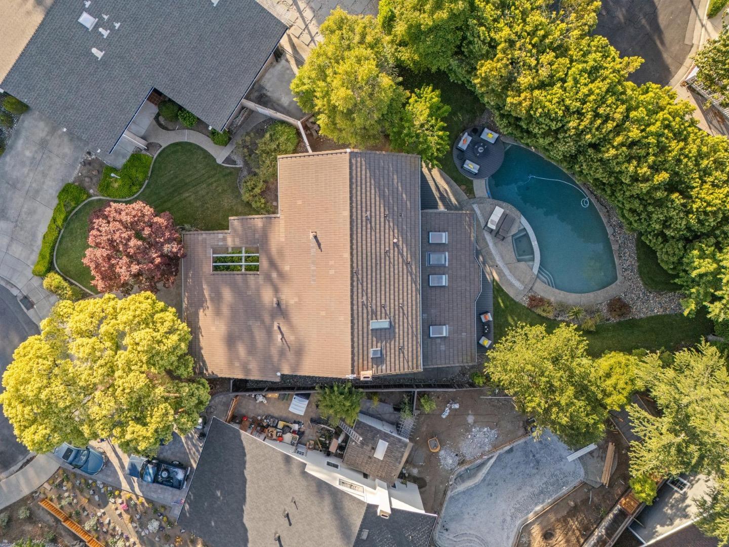 Detail Gallery Image 32 of 34 For 116 Loma Vista Ct, Los Gatos,  CA 95032 - 4 Beds | 3 Baths