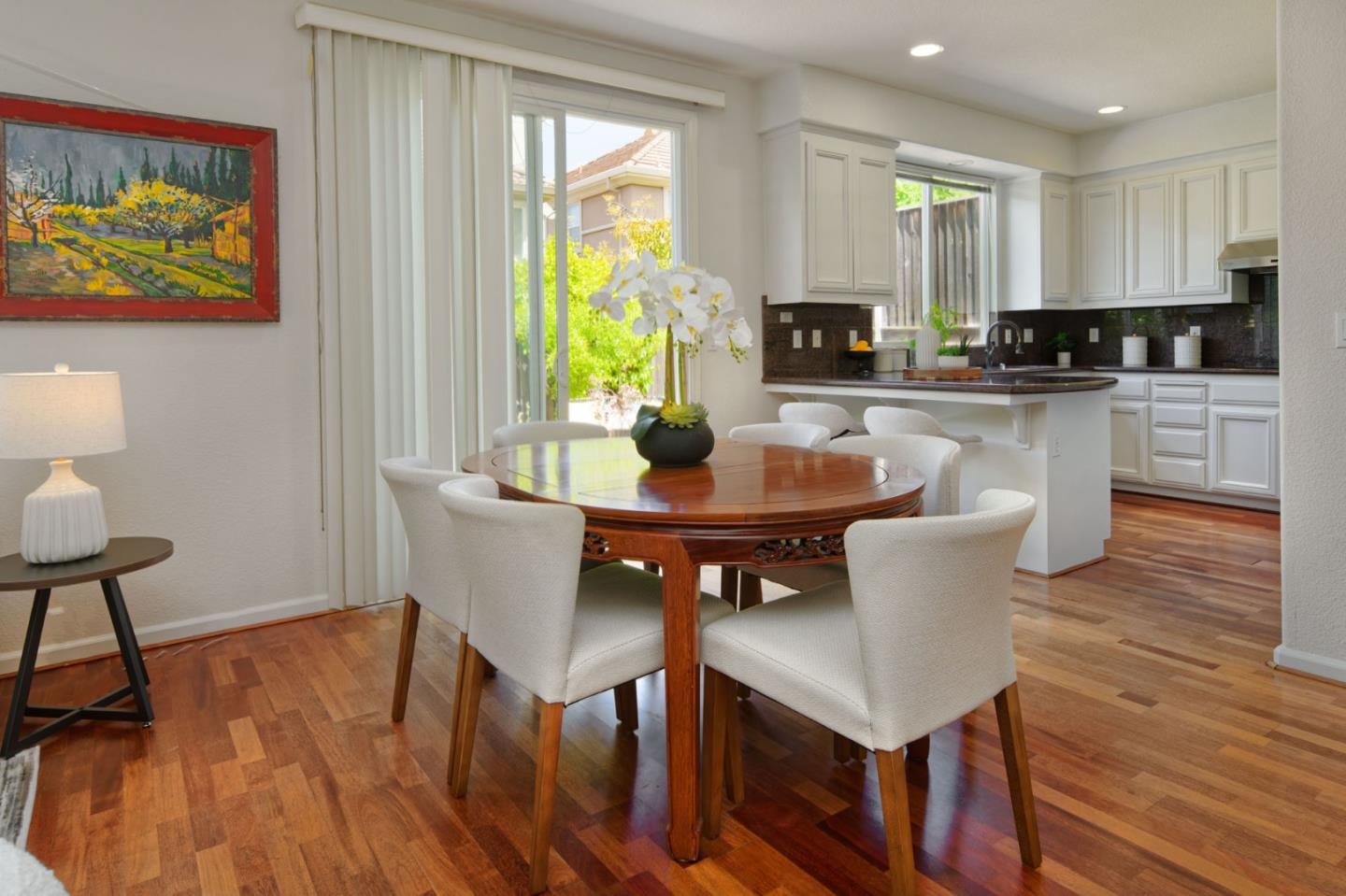 Detail Gallery Image 10 of 47 For 1687 via Cortina, San Jose,  CA 95120 - 4 Beds | 2/1 Baths
