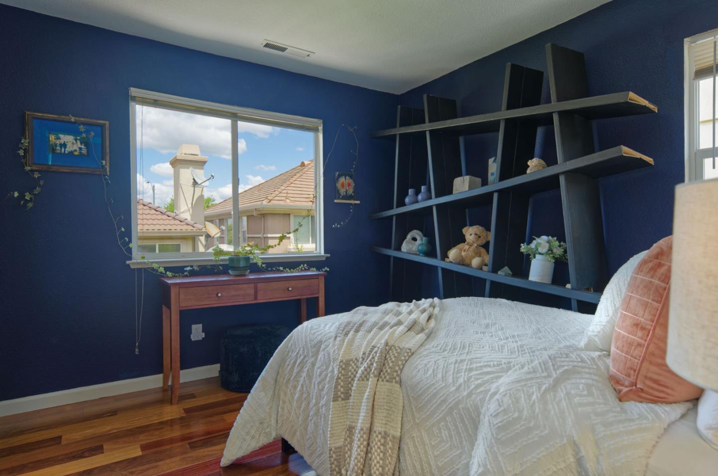 Detail Gallery Image 28 of 47 For 1687 via Cortina, San Jose,  CA 95120 - 4 Beds | 2/1 Baths