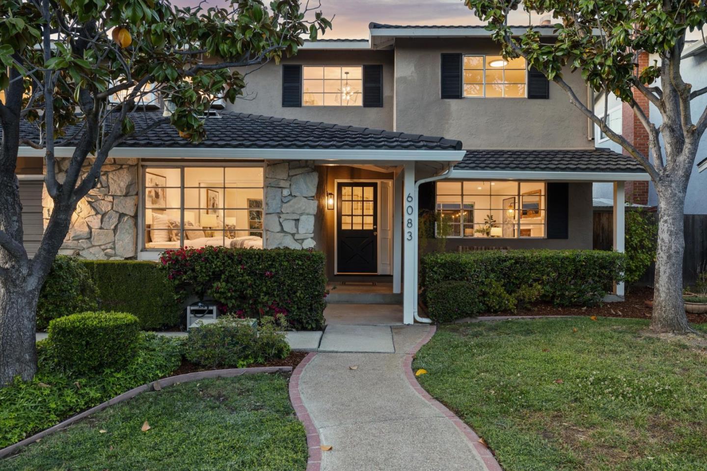 Detail Gallery Image 28 of 39 For 6083 W Walbrook Dr, San Jose,  CA 95129 - 6 Beds | 2/1 Baths
