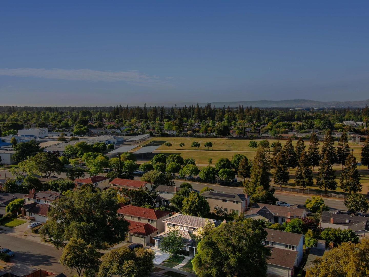 Detail Gallery Image 36 of 39 For 6083 W Walbrook Dr, San Jose,  CA 95129 - 6 Beds | 2/1 Baths