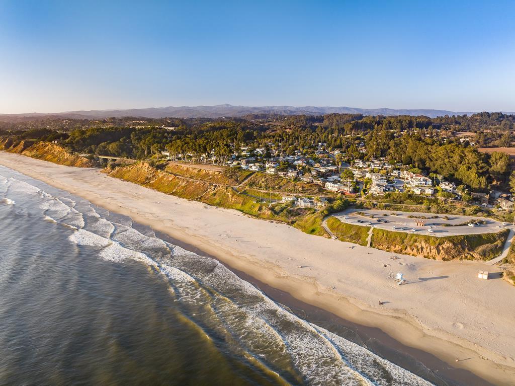 Detail Gallery Image 49 of 55 For 102 Robak Dr, La Selva Beach,  CA 95076 - 3 Beds | 2 Baths