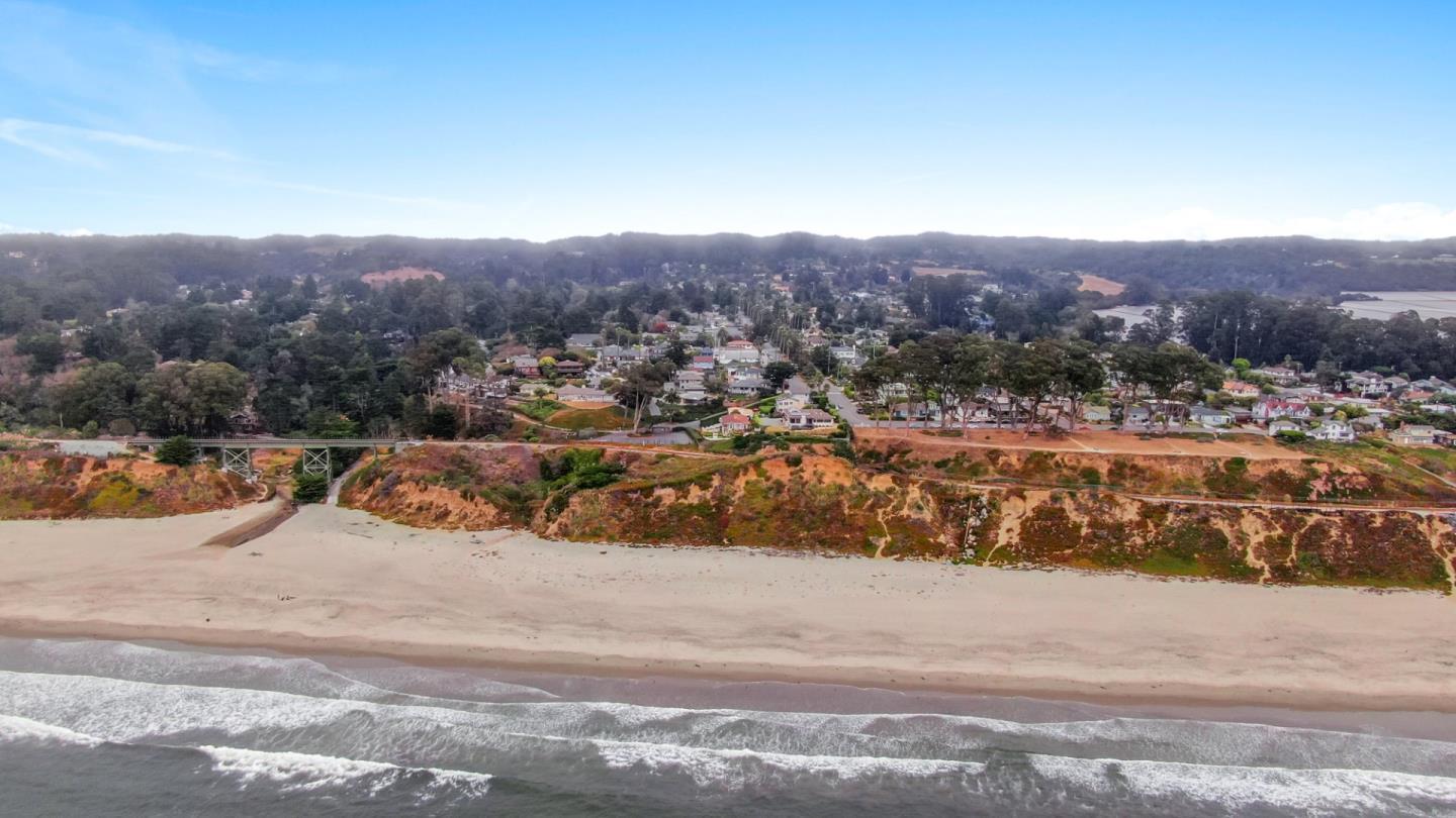 Detail Gallery Image 50 of 55 For 102 Robak Dr, La Selva Beach,  CA 95076 - 3 Beds | 2 Baths