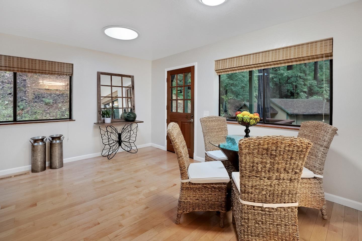 Detail Gallery Image 5 of 26 For 14430 Old Japanese Rd, Los Gatos,  CA 95033 - 3 Beds | 2 Baths