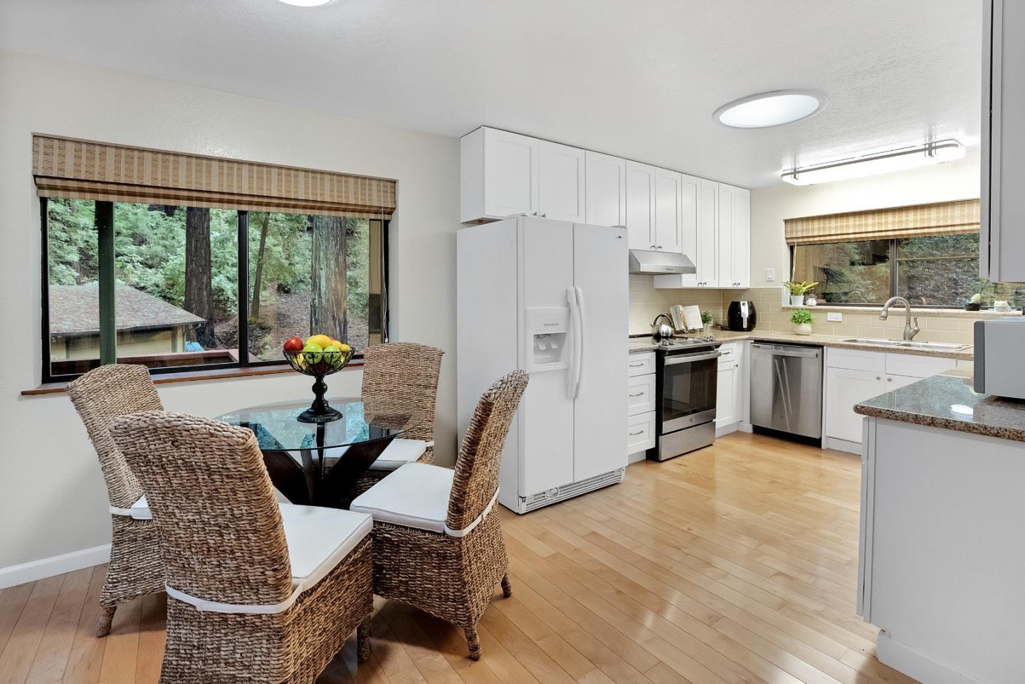 Detail Gallery Image 6 of 26 For 14430 Old Japanese Rd, Los Gatos,  CA 95033 - 3 Beds | 2 Baths