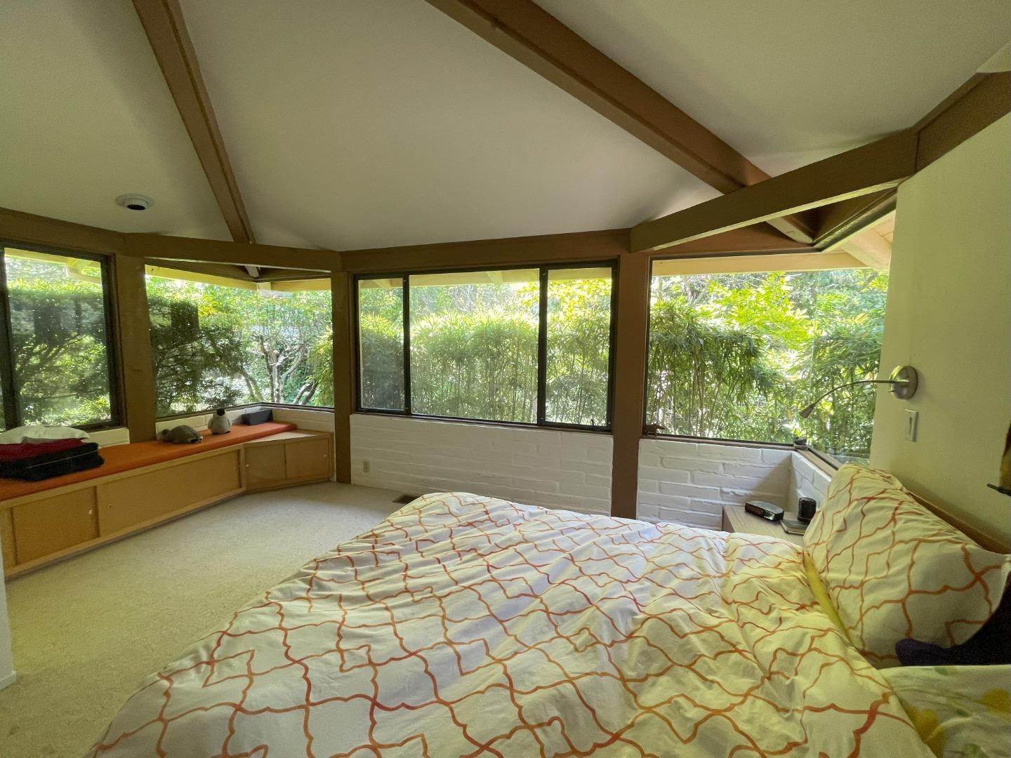 Detail Gallery Image 7 of 23 For 843 Sonoma Terrace, Stanford,  CA 94305 - 4 Beds | 2/1 Baths