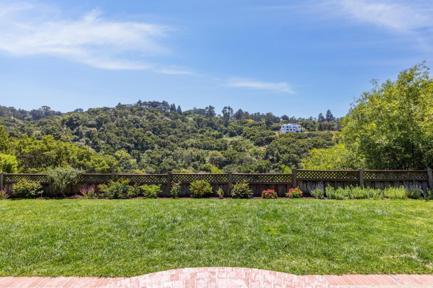 Detail Gallery Image 17 of 60 For 1412 Rainbow Dr, San Mateo,  CA 94402 - 3 Beds | 2/1 Baths