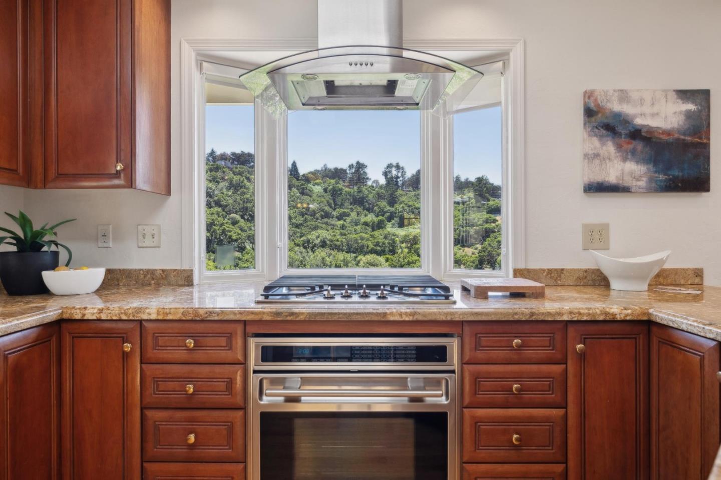 Detail Gallery Image 24 of 60 For 1412 Rainbow Dr, San Mateo,  CA 94402 - 3 Beds | 2/1 Baths