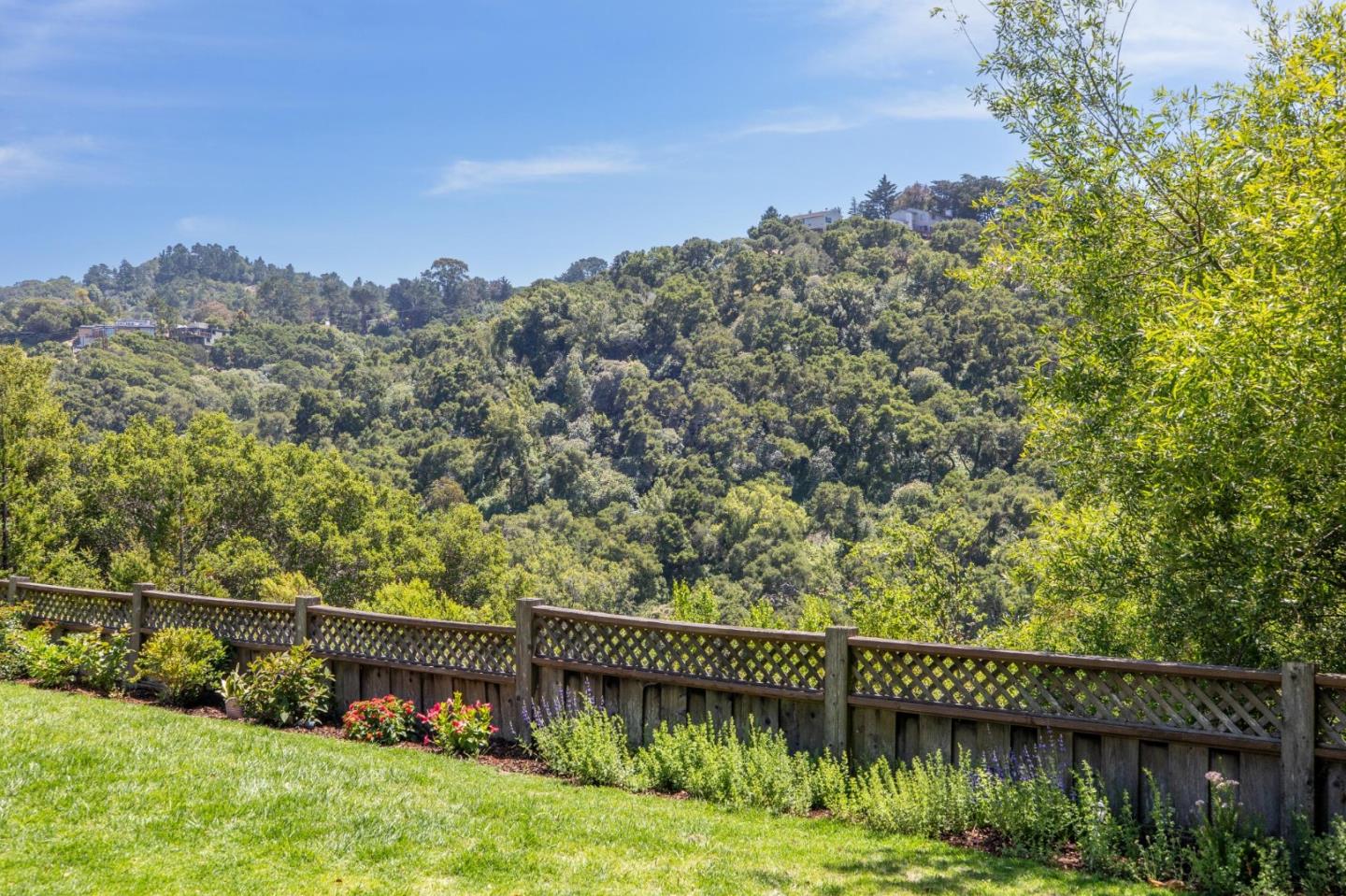 Detail Gallery Image 37 of 60 For 1412 Rainbow Dr, San Mateo,  CA 94402 - 3 Beds | 2/1 Baths