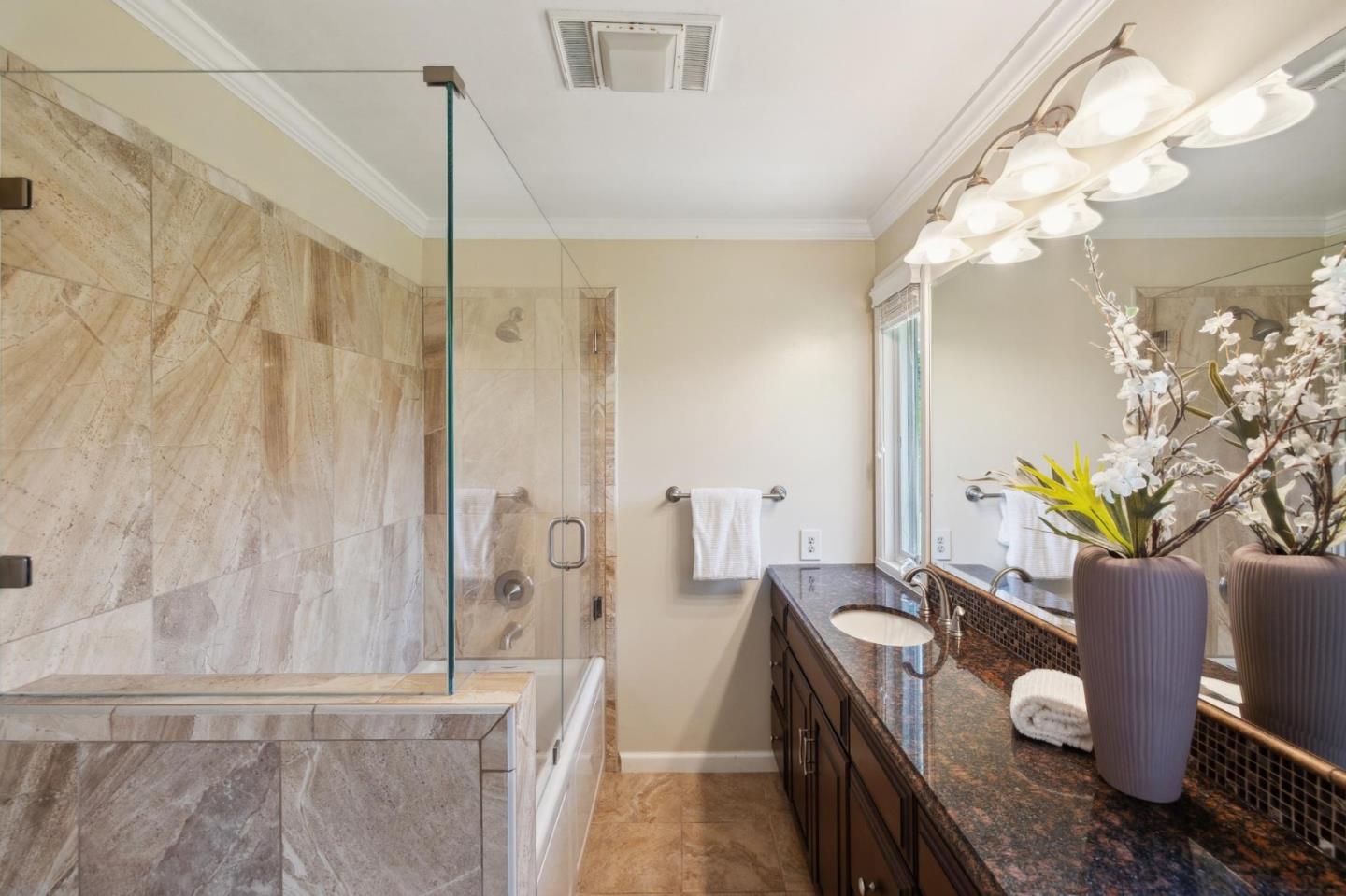 Detail Gallery Image 39 of 60 For 1412 Rainbow Dr, San Mateo,  CA 94402 - 3 Beds | 2/1 Baths