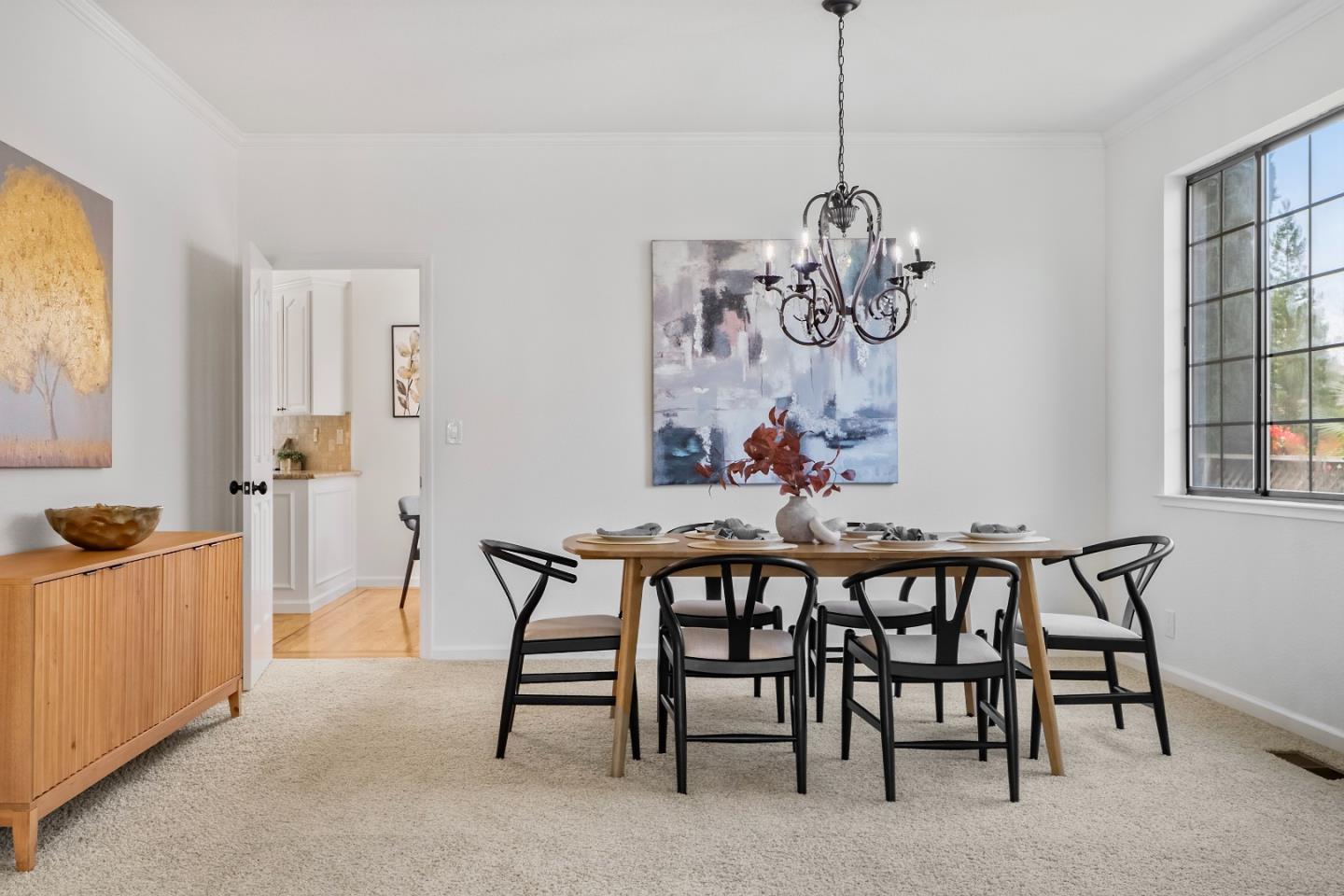 Detail Gallery Image 14 of 59 For 942 Finovino Ct, Pleasanton,  CA 94566 - 4 Beds | 2/1 Baths