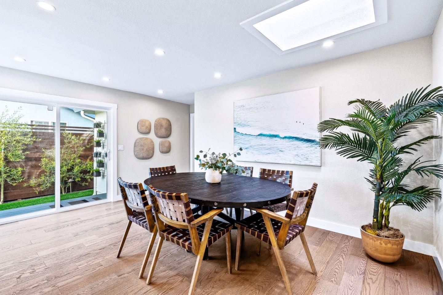 Detail Gallery Image 13 of 40 For 1430 De Solo Dr, Pacifica,  CA 94044 - 4 Beds | 2 Baths