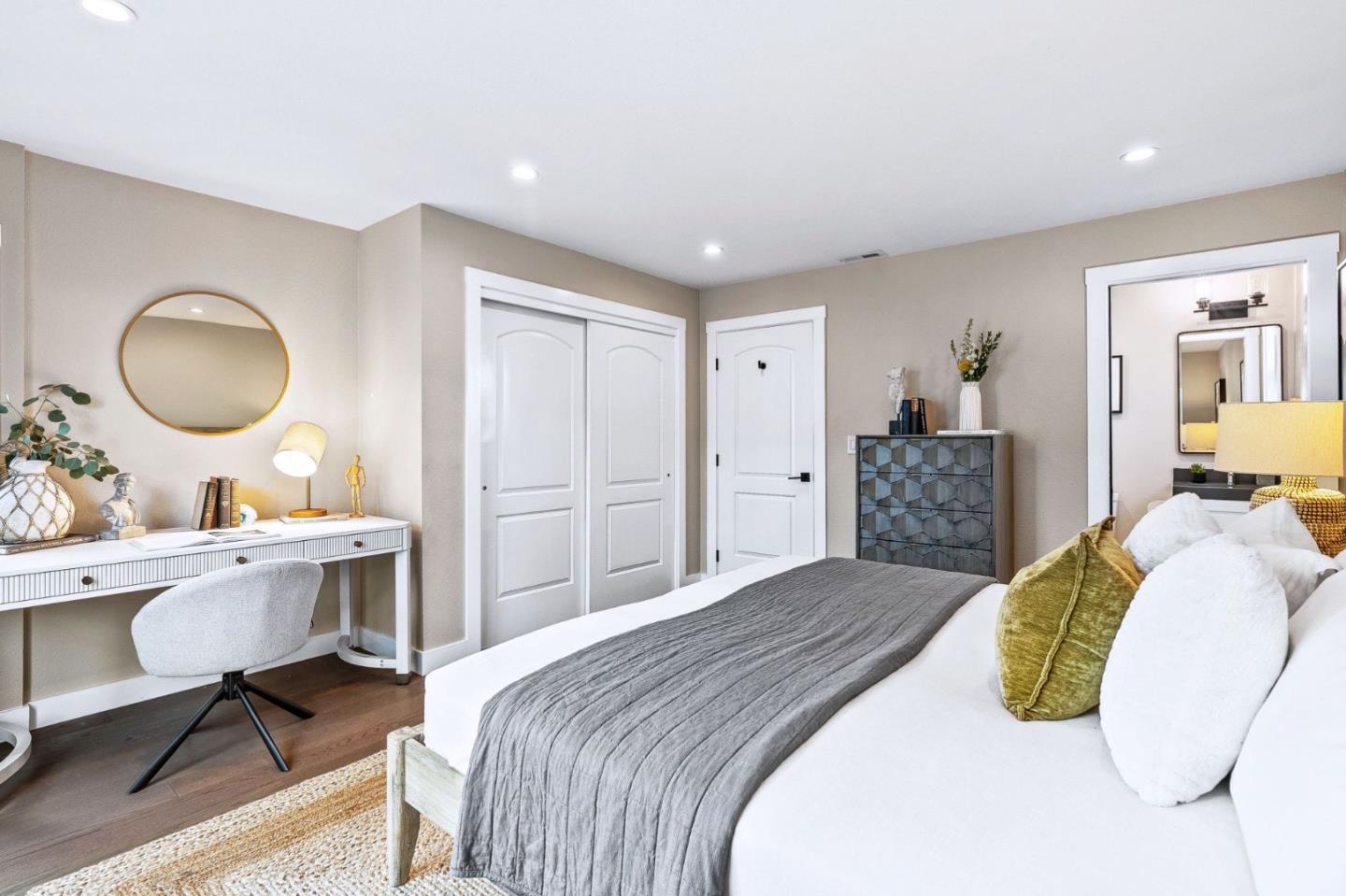 Detail Gallery Image 15 of 40 For 1430 De Solo Dr, Pacifica,  CA 94044 - 4 Beds | 2 Baths