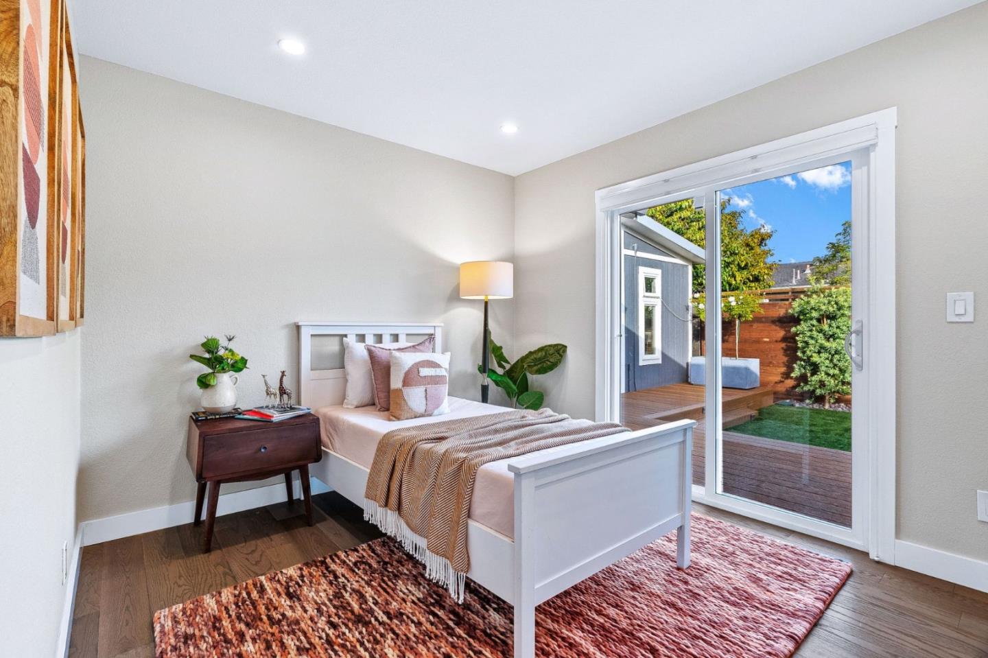 Detail Gallery Image 20 of 40 For 1430 De Solo Dr, Pacifica,  CA 94044 - 4 Beds | 2 Baths