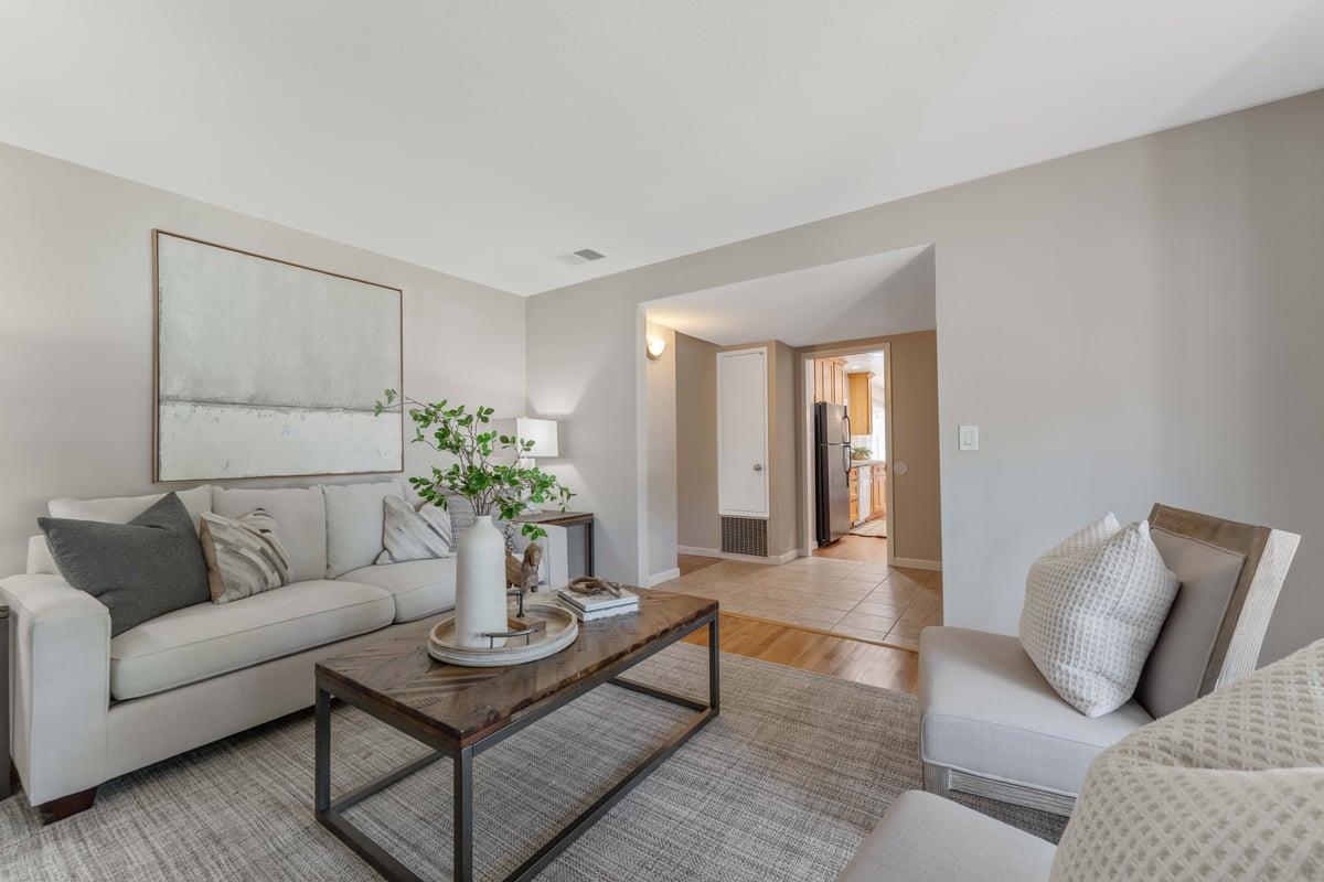 Detail Gallery Image 7 of 18 For 6239 Ocho Rios Dr, San Jose,  CA 95123 - 3 Beds | 2 Baths