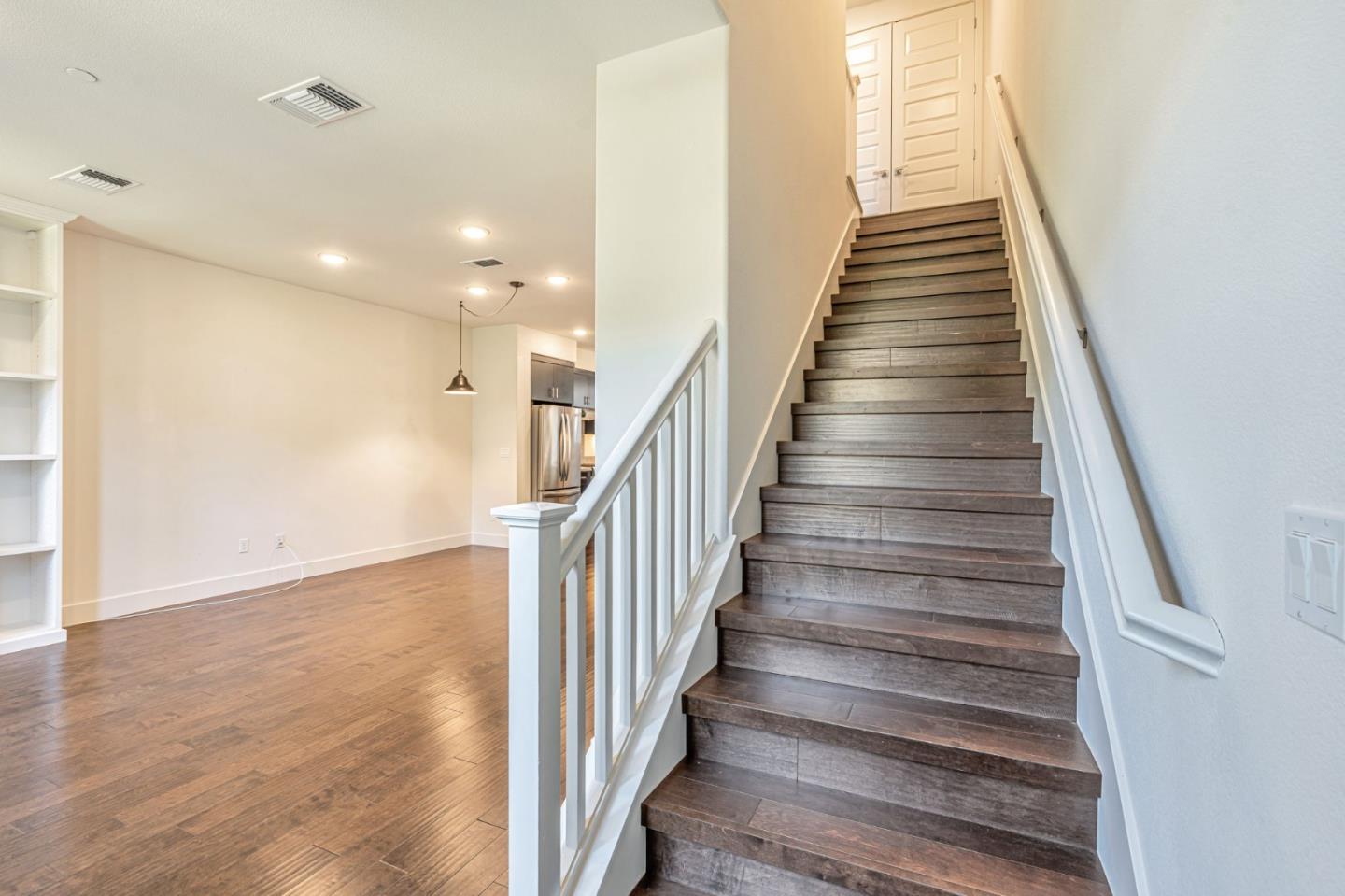 Detail Gallery Image 14 of 40 For 457 Diller St, Alameda,  CA 94501 - 3 Beds | 3/1 Baths
