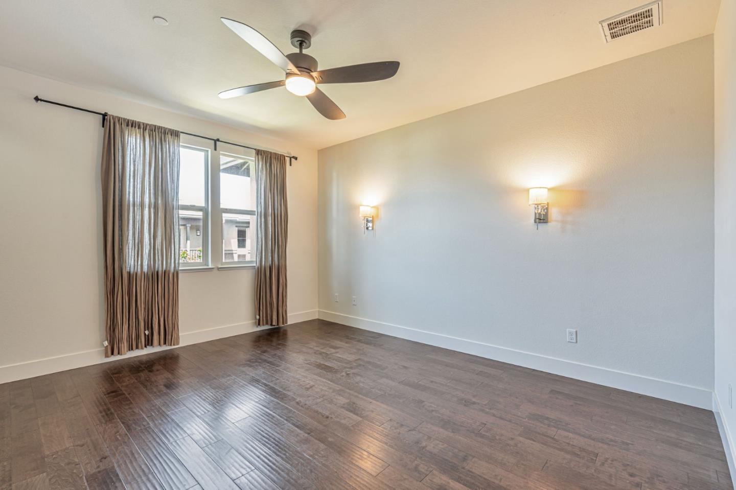 Detail Gallery Image 16 of 40 For 457 Diller St, Alameda,  CA 94501 - 3 Beds | 3/1 Baths