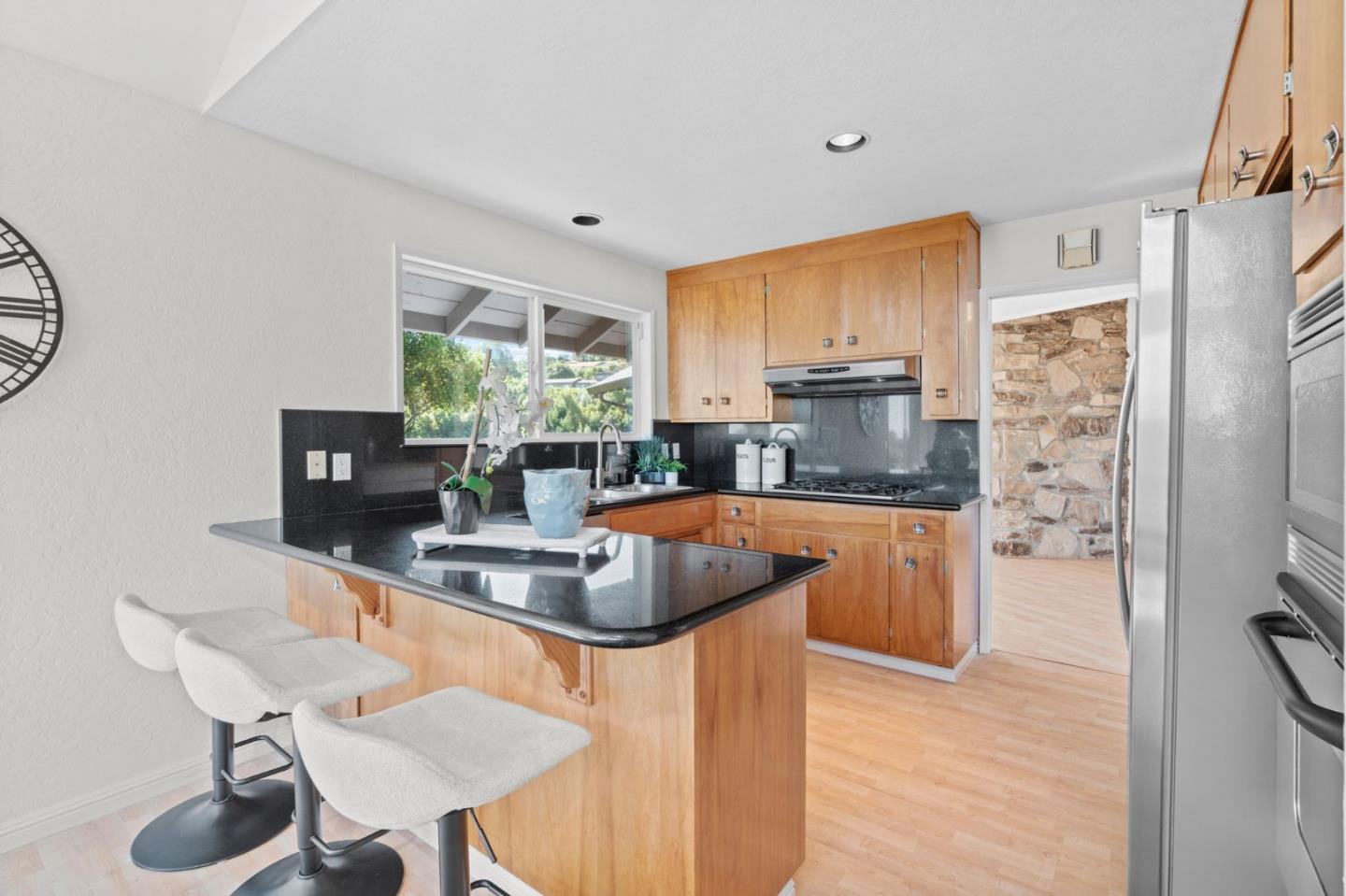 Detail Gallery Image 14 of 51 For 16451 Wood Acres Rd, Los Gatos,  CA 95030 - 4 Beds | 2 Baths